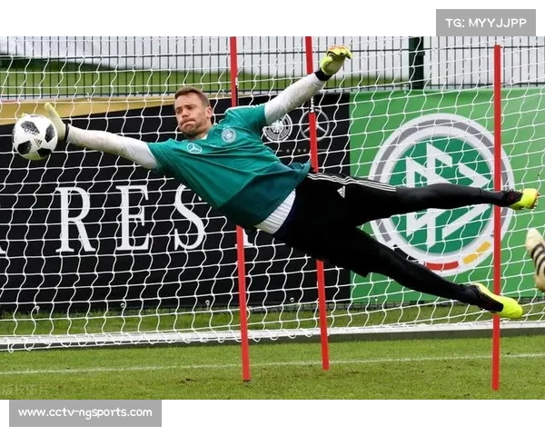 诺伊尔扑救成功率领先门将数据对比