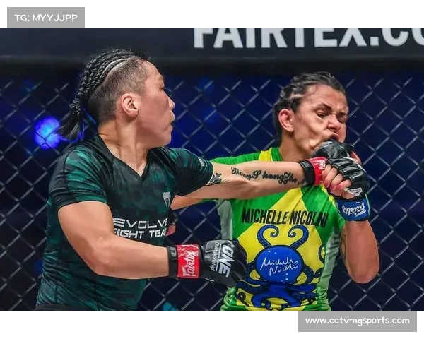 站立打击与地面缠斗：UFC322冠军卫冕战技术风格对比